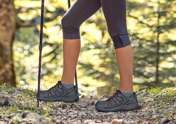 נשים נעלי ספורט Orthofeet מורביה עמיד למים 444FP70 שָׁחוֹר